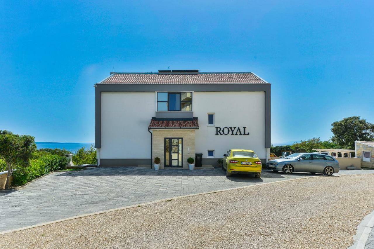 Royal Apartments Novalja Extérieur photo